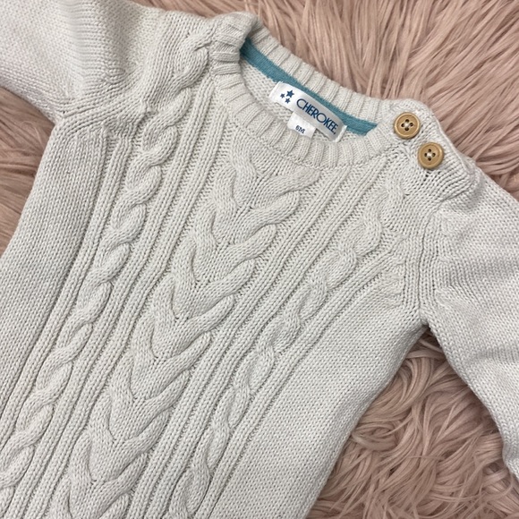 Comfy Baby Outfit - Picture 2 of 4